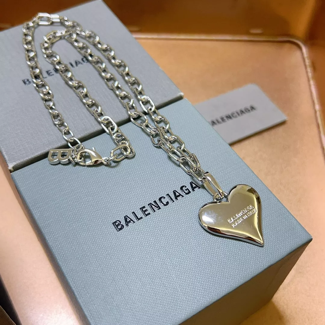 balenciaga collier s_12b03ab1